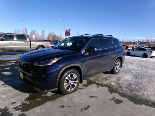 2021 Toyota Highlander XLE Nav AWD V6