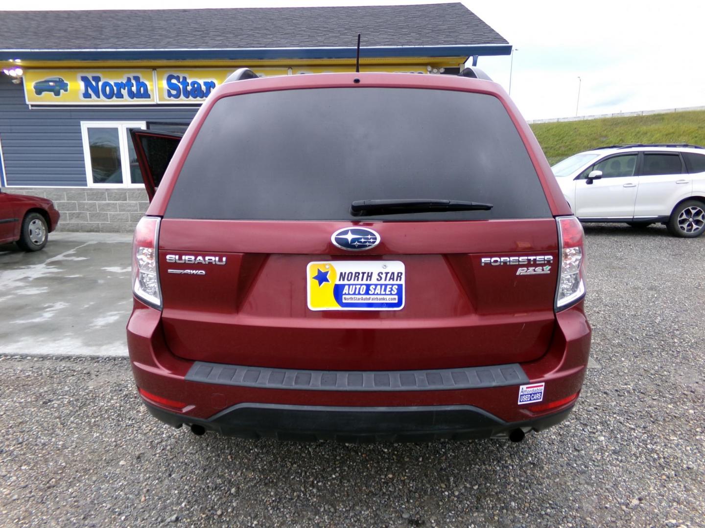 2011 Red Subaru Forester 2.5X Premium (JF2SHADC1BH) with an 2.5L H4 SOHC 16V engine, Automatic transmission, located at 2630 Philips Field Rd., Fairbanks, AK, 99709, (907) 458-0593, 64.848068, -147.780609 - Photo#2