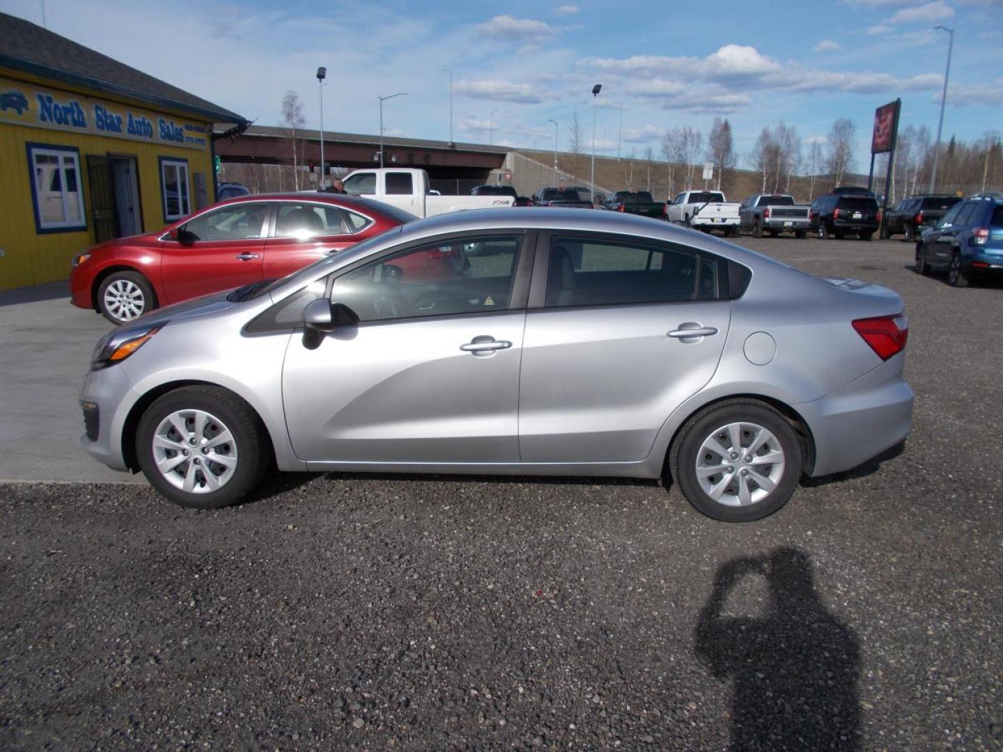 2017 Silver Kia Rio LX 6A (KNADM4A34H6) with an 1.6L L4 DOHC 16V engine, 6A transmission, located at 2630 Philips Field Rd., Fairbanks, AK, 99709, (907) 458-0593, 64.848068, -147.780609 - Photo#2