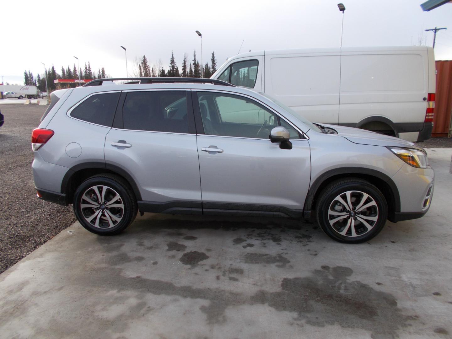 2020 Silver Subaru Forester Limited (JF2SKAUC0LH) with an 2.5L H4 SOHC 16V engine, CVT transmission, located at 2630 Philips Field Rd., Fairbanks, AK, 99709, (907) 458-0593, 64.848068, -147.780609 - Photo#2