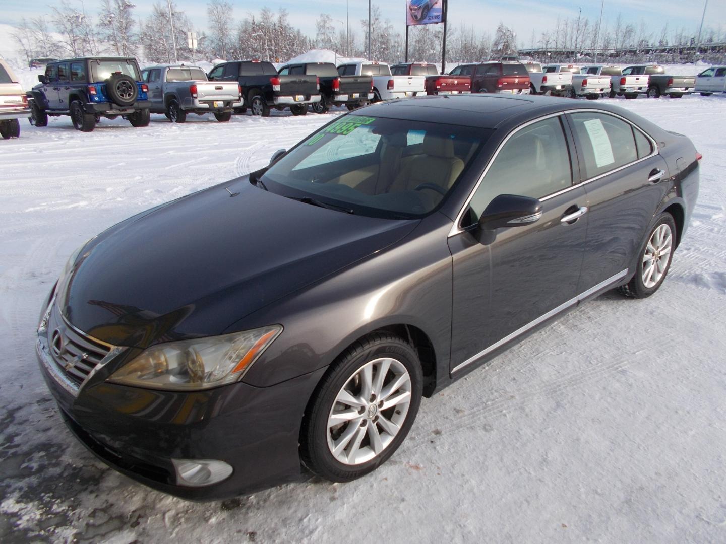 2010 Grey Lexus ES 350 Sedan (JTHBK1EG2A2) with an 3.5L V6 DOHC 24V engine, 6-Speed Automatic transmission, located at 2630 Philips Field Rd., Fairbanks, AK, 99709, (907) 458-0593, 64.848068, -147.780609 - Photo#0