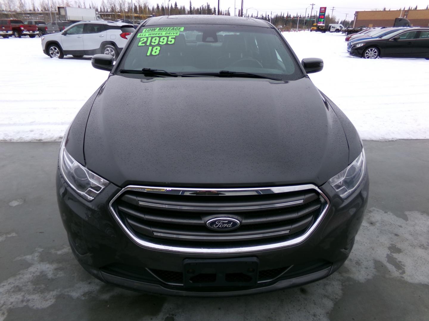 2018 Grey Ford Taurus Limited AWD (1FAHP2J89JG) with an 3.5L V6 DOHC 24V engine, 6A transmission, located at 2630 Philips Field Rd., Fairbanks, AK, 99709, (907) 458-0593, 64.848068, -147.780609 - Photo#1