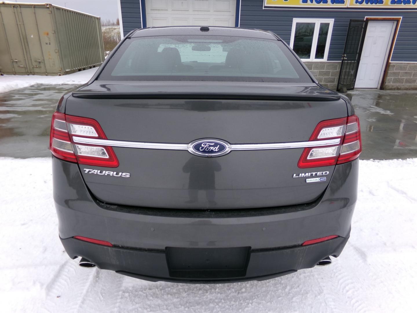 2018 Grey Ford Taurus Limited AWD (1FAHP2J89JG) with an 3.5L V6 DOHC 24V engine, 6A transmission, located at 2630 Philips Field Rd., Fairbanks, AK, 99709, (907) 458-0593, 64.848068, -147.780609 - Photo#3