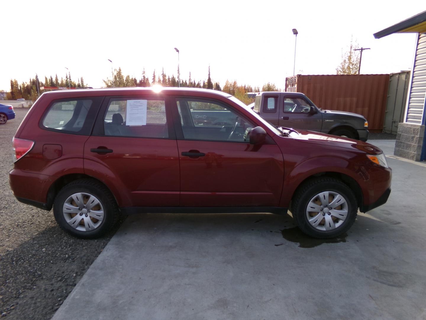 2009 Red Subaru Forester 2.5X (JF2SH61669H) with an 2.5L H4 SOHC 16V engine, 4-Speed Automatic Overdrive transmission, located at 2630 Philips Field Rd., Fairbanks, AK, 99709, (907) 458-0593, 64.848068, -147.780609 - Photo#2