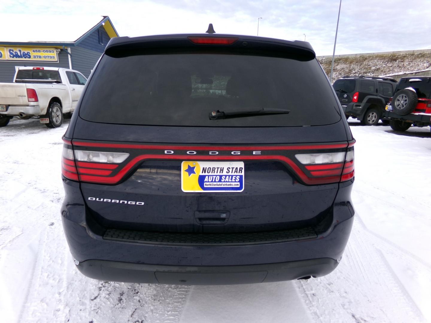 2015 Grey Dodge Durango SXT AWD (1C4RDJAG3FC) with an 3.6L V6 DOHC 24V engine, 8-Speed Automatic transmission, located at 2630 Philips Field Rd., Fairbanks, AK, 99709, (907) 458-0593, 64.848068, -147.780609 - Photo#3