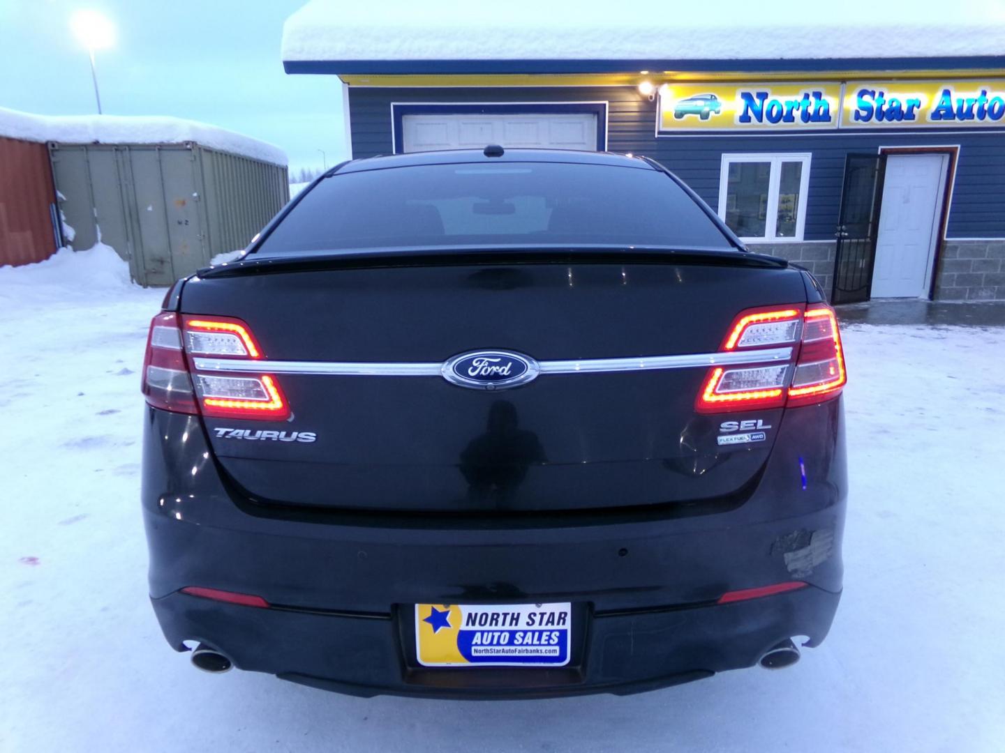 2014 Brown /Black Ford Taurus SEL (1FAHP2H85EG) with an 3.5L V6 DOHC 24V engine, 6-Speed Automatic transmission, located at 2630 Philips Field Rd., Fairbanks, AK, 99709, (907) 458-0593, 64.848068, -147.780609 - Photo#3