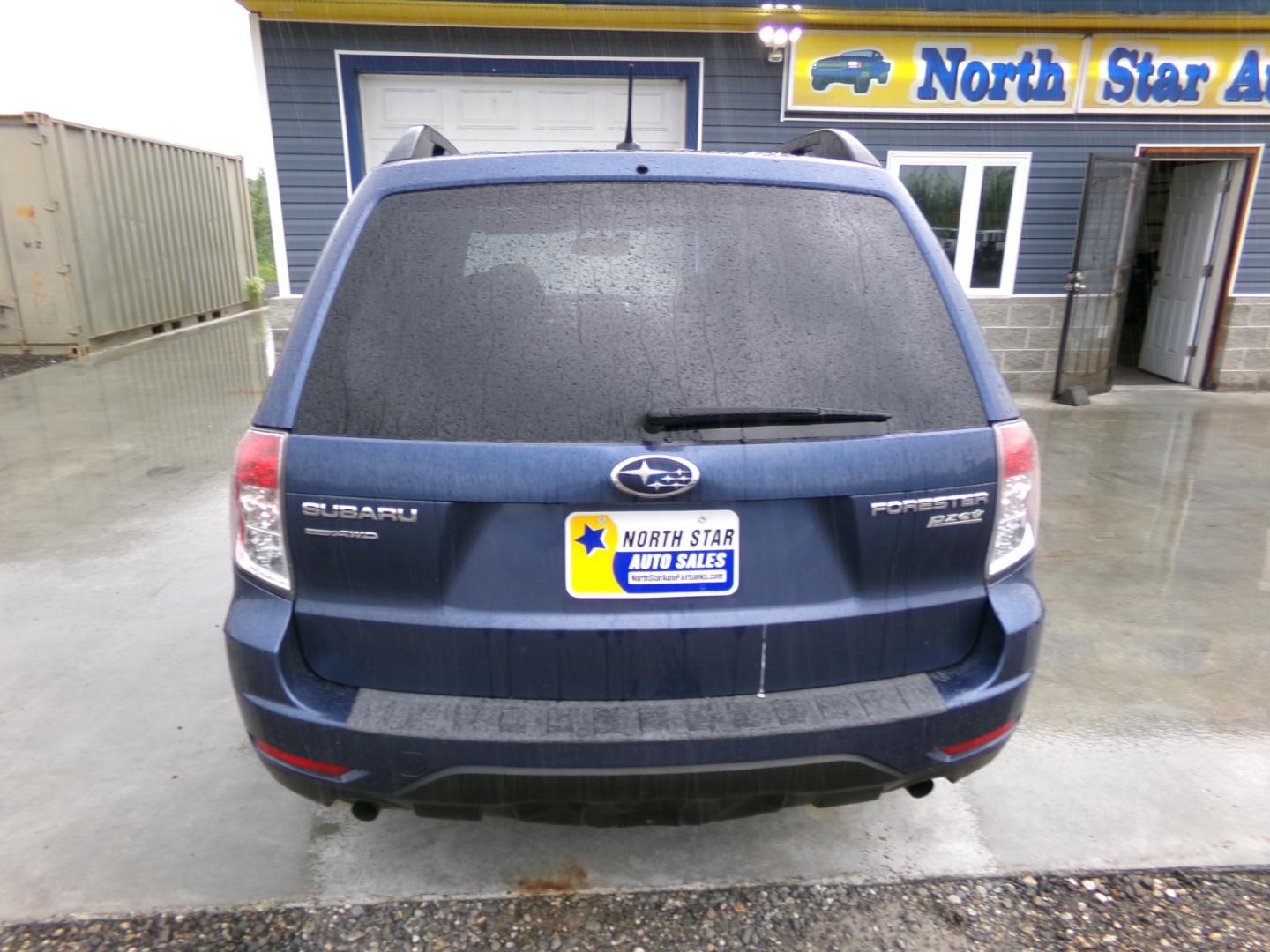 2011 Blue /Black Subaru Forester (JF2SHACC2BH) , located at 2630 Philips Field Rd., Fairbanks, AK, 99709, (907) 458-0593, 64.848068, -147.780609 - Photo#3