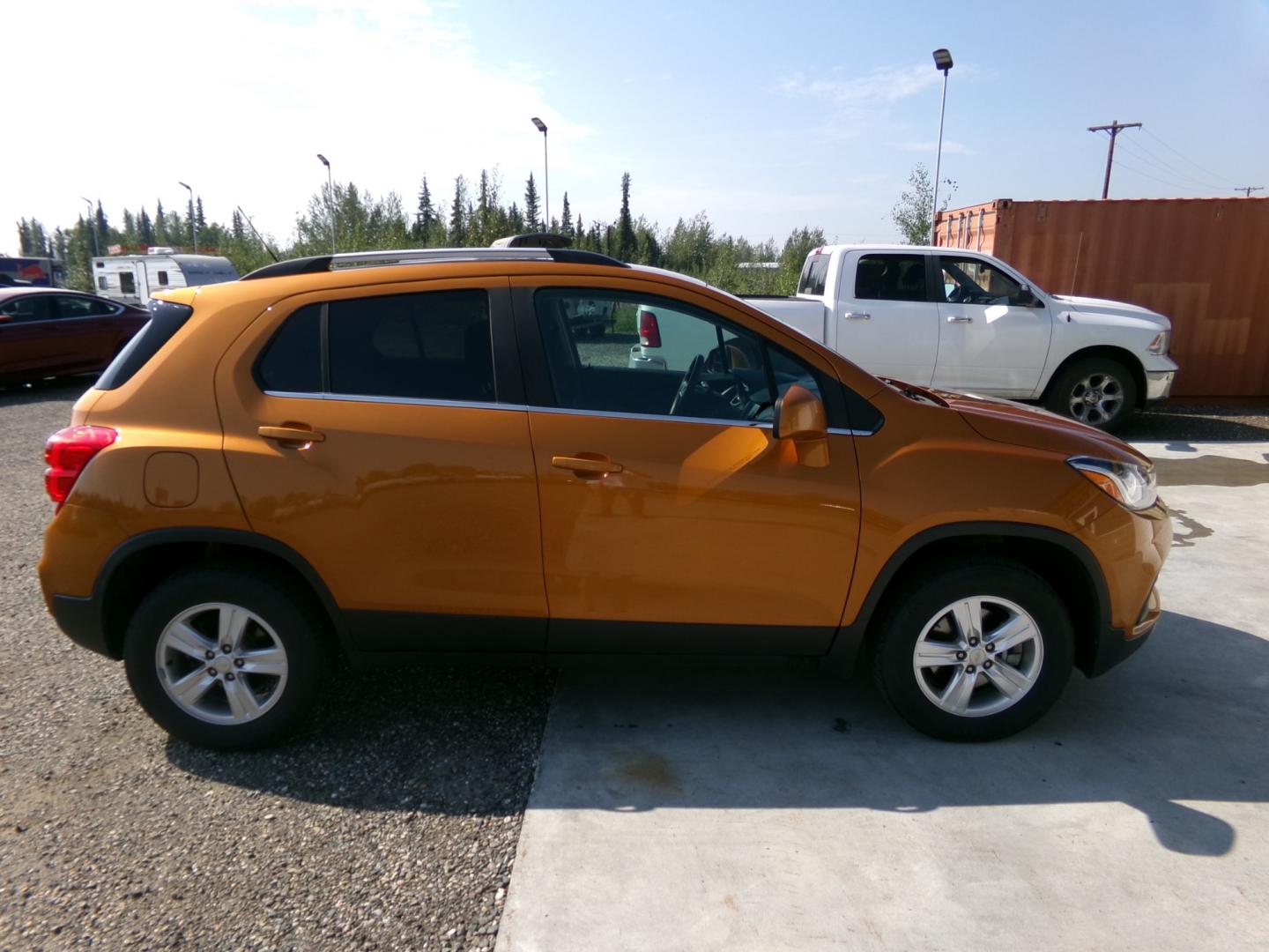 2017 orange Chevrolet Trax LT AWD (3GNCJPSB7HL) with an 1.4L L4 DOHC 16V engine, 6A transmission, located at 2630 Philips Field Rd., Fairbanks, AK, 99709, (907) 458-0593, 64.848068, -147.780609 - Photo#2