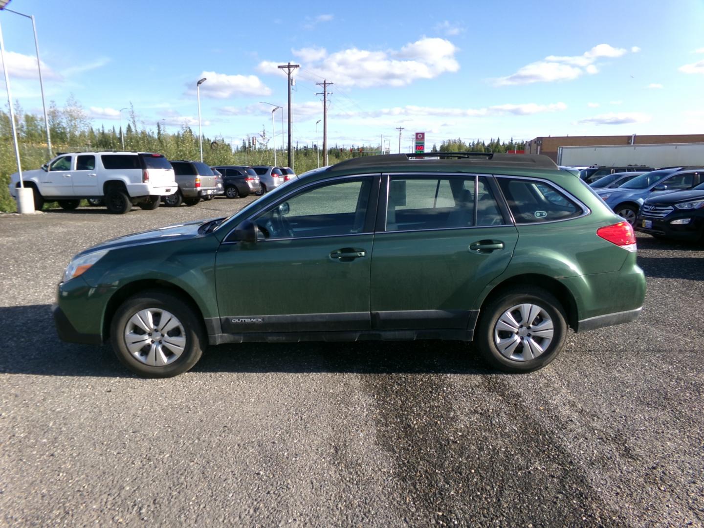 2013 Green Subaru Outback 2.5i (4S4BRBAC1D3) with an 2.5L H4 DOHC 16V engine, located at 2630 Philips Field Rd., Fairbanks, AK, 99709, (907) 458-0593, 64.848068, -147.780609 - Photo#2