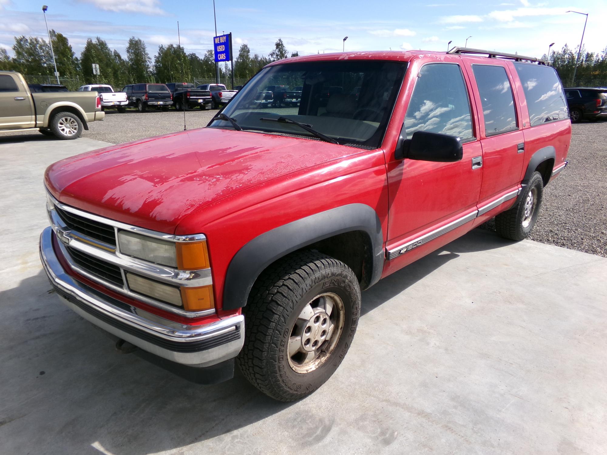 photo of 1999 Chevrolet Suburban K1500 4WD