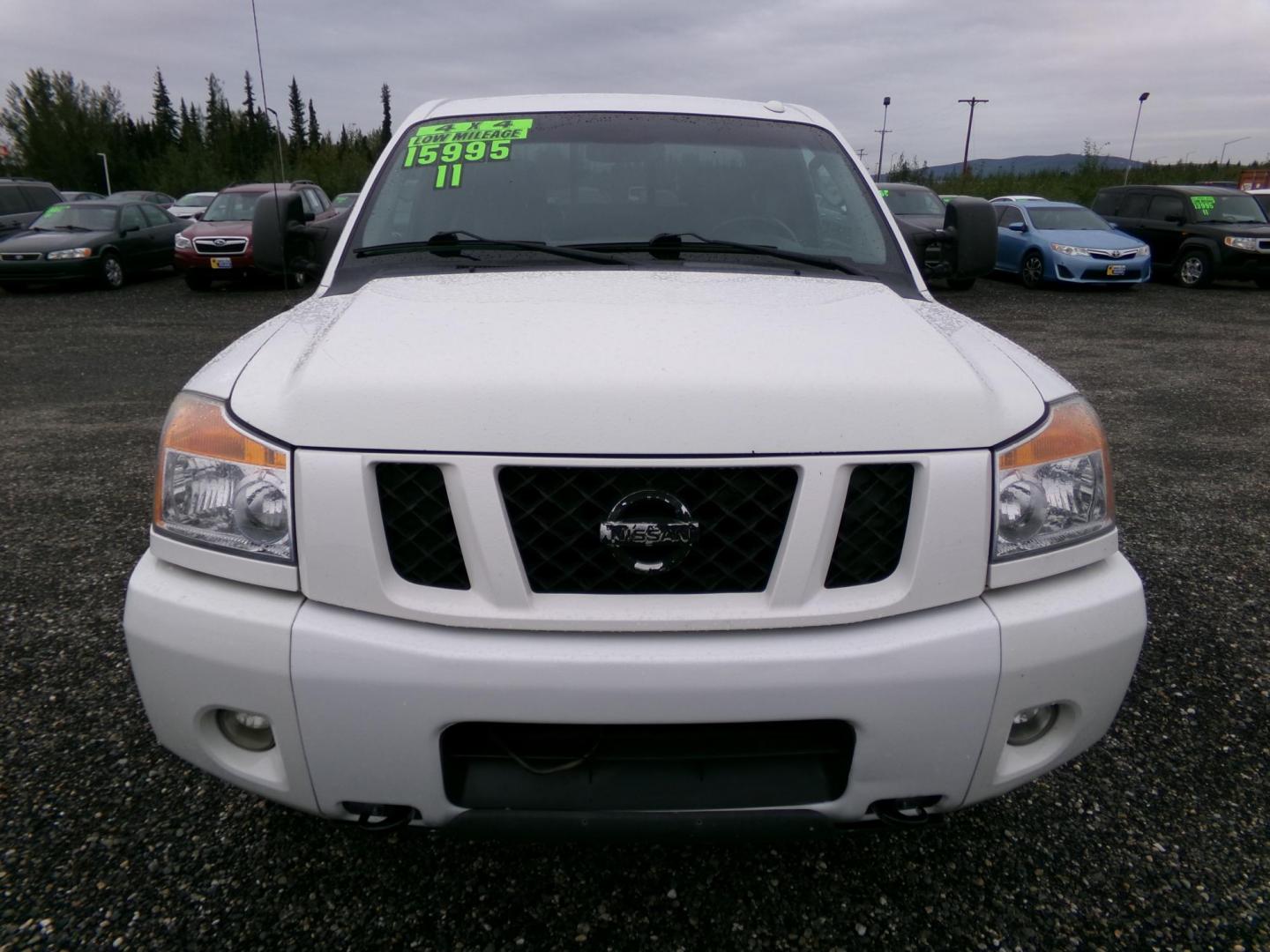 2011 Nissan Titan S King Cab 4WD (1N6AA0CCXBN) with an 5.6L V8 DOHC 32V engine, 5-Speed Automatic transmission, located at 2630 Philips Field Rd., Fairbanks, AK, 99709, (907) 458-0593, 64.848068, -147.780609 - Photo#1