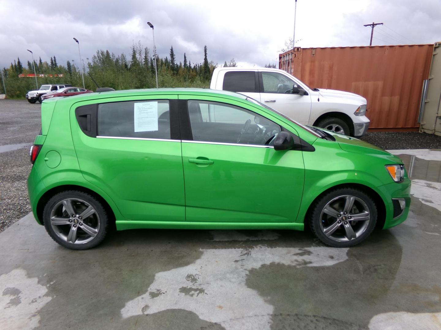 2015 Green /Black Chevrolet Sonic RS Auto 5-Door (1G1JG6SB8F4) with an 1.4L L4 DOHC 24V TURBO engine, 6A transmission, located at 2630 Philips Field Rd., Fairbanks, AK, 99709, (907) 458-0593, 64.848068, -147.780609 - Photo#2