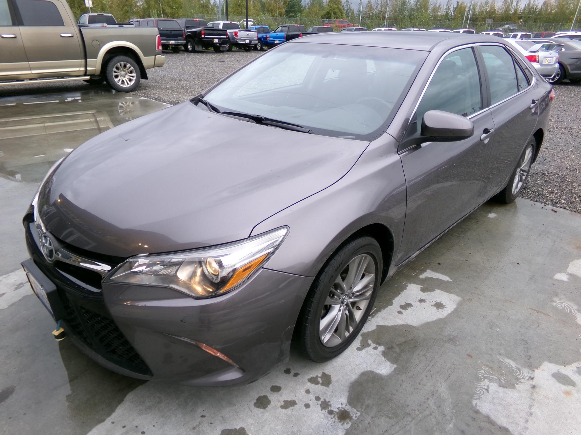 photo of 2015 Toyota Camry SE