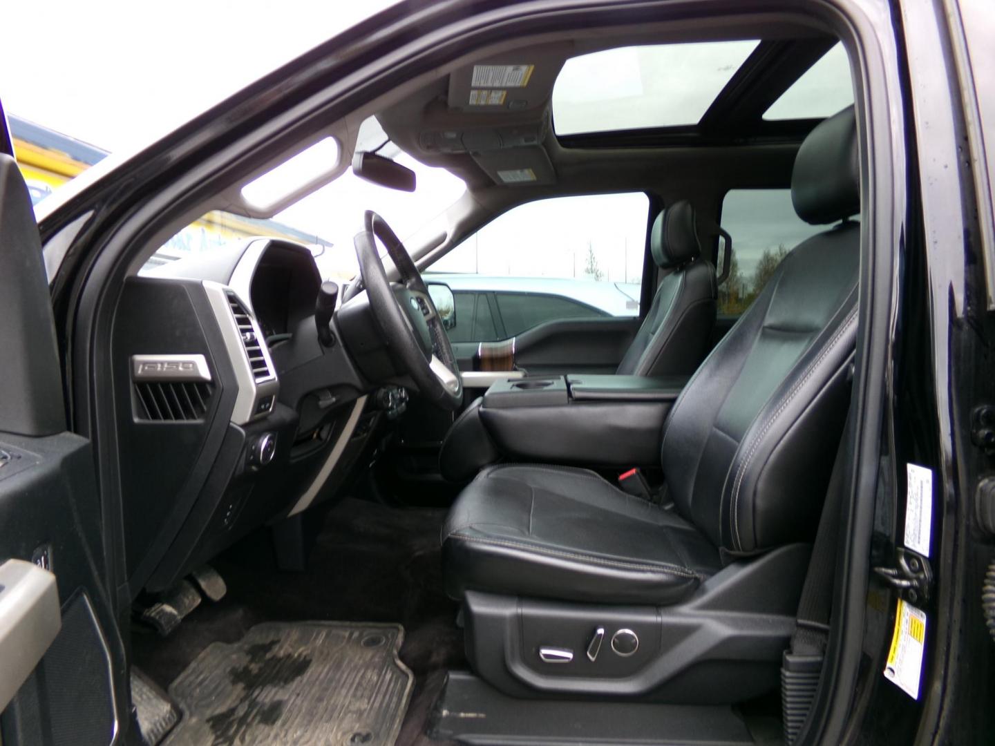 2016 Black Ford F-150 XL SuperCrew 6.5-ft. Bed 4WD (1FTFW1EG0GK) with an 3.5 V6 engine, 6A transmission, located at 2630 Philips Field Rd., Fairbanks, AK, 99709, (907) 458-0593, 64.848068, -147.780609 - Photo#4