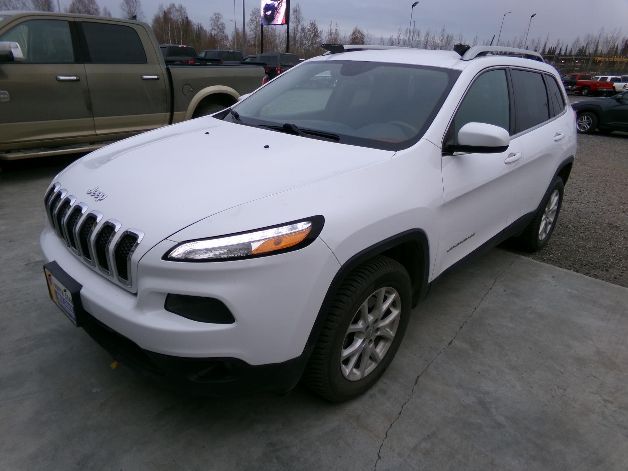 photo of 2018 Jeep Cherokee Latitude 4WD