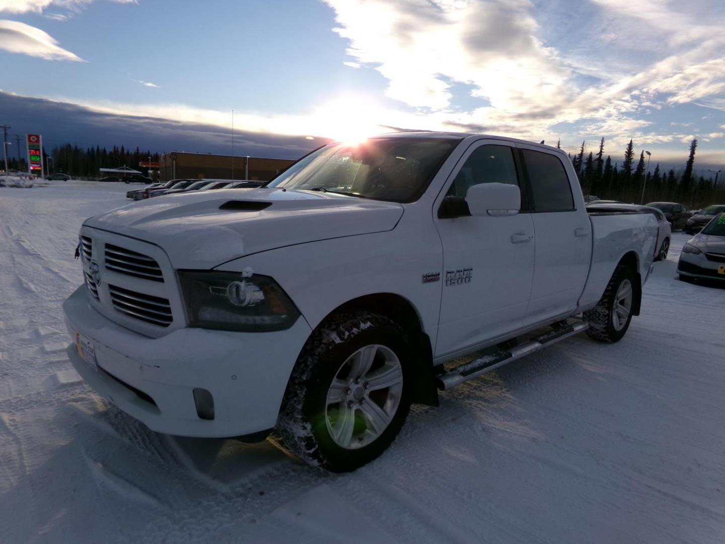 2014 White /Black Dodge Ram 1500 Sport Crew Cab LWB 4WD (1C6RR7UT1ES) with an 5.7L V8 OHV 16V engine, 6-Speed Automatic transmission, located at 2630 Philips Field Rd., Fairbanks, AK, 99709, (907) 458-0593, 64.848068, -147.780609 - Photo#0