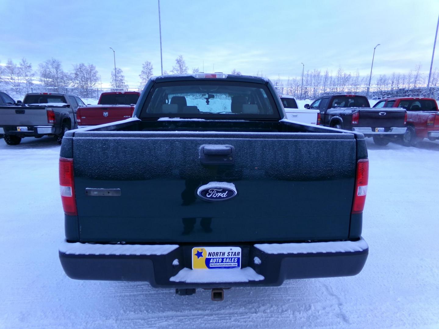 2008 Green /Tan Ford F-150 FX4 SuperCrew (1FTRW14W68K) with an 4.6L V8 SOHC 16V engine, 4-Speed Automatic Overdrive transmission, located at 2630 Philips Field Rd., Fairbanks, AK, 99709, (907) 458-0593, 64.848068, -147.780609 - Photo#2