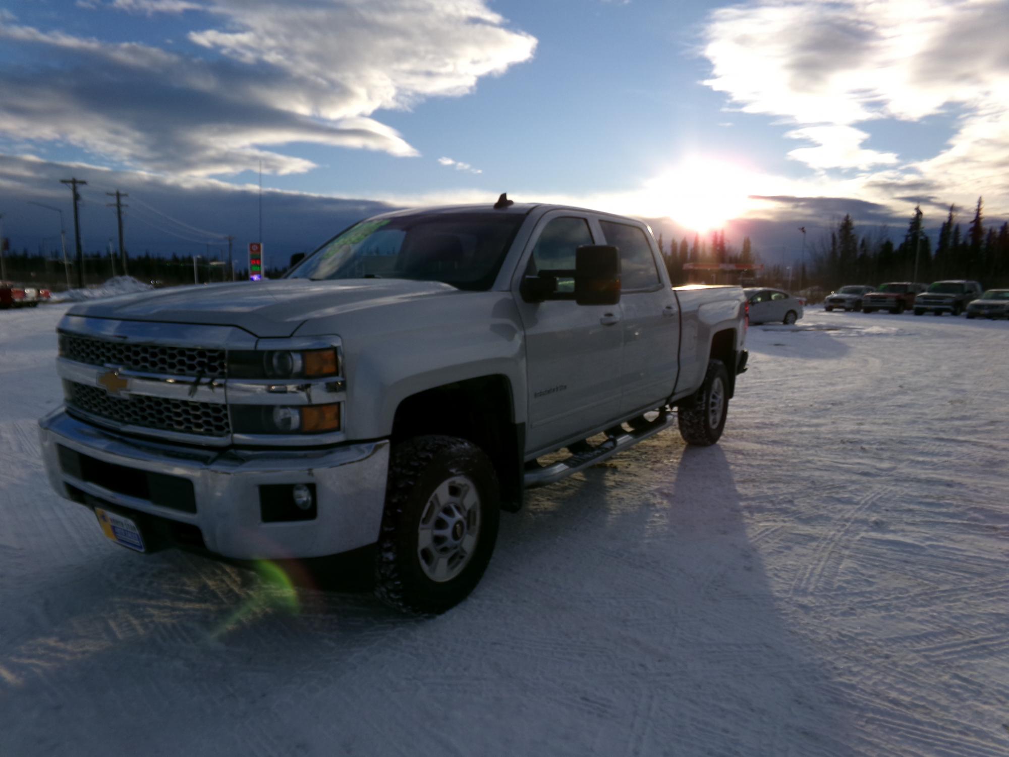 photo of 2019 Chevrolet Silverado 2500HD LT 4WD