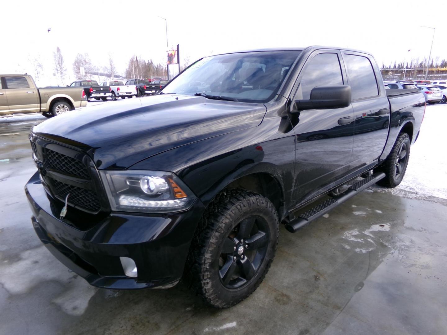 2014 Black Dodge 1500 Tradesman Crew Cab SWB 4WD (1C6RR7KT5ES) with an 5.7L V8 OHV 16V engine, 6-Speed Automatic transmission, located at 2630 Philips Field Rd., Fairbanks, AK, 99709, (907) 458-0593, 64.848068, -147.780609 - Photo#0