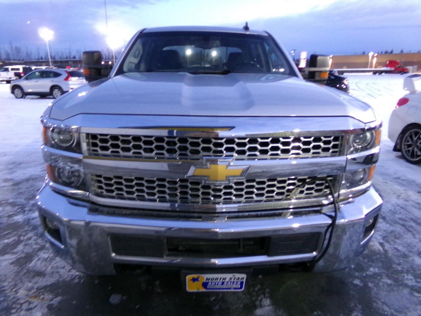 2019 Silver Chevrolet Silverado 2500HD LT 4WD (1GC1KSEG1KF) with an 6.0L V8 OHV 16V FFV engine, 6A transmission, located at 2630 Philips Field Rd., Fairbanks, AK, 99709, (907) 458-0593, 64.848068, -147.780609 - Photo#1