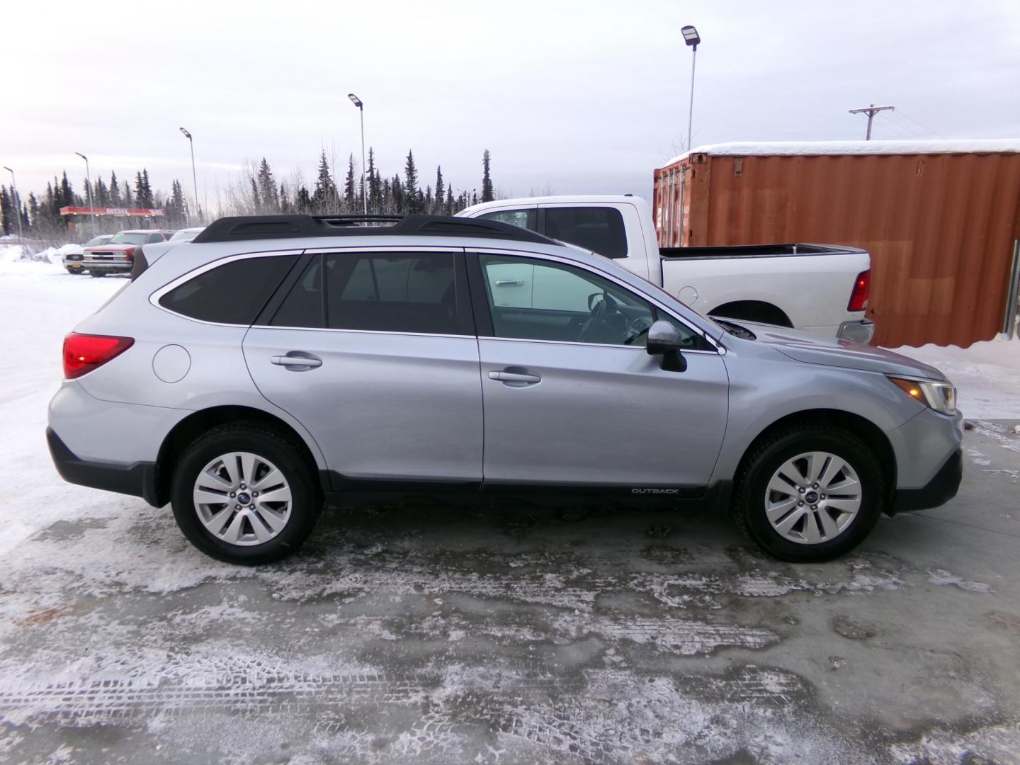 2018 Silver Subaru Outback 2.5i Premium (4S4BSAHC2J3) with an 2.5L H4 DOHC 16V engine, CVT transmission, located at 2630 Philips Field Rd., Fairbanks, AK, 99709, (907) 458-0593, 64.848068, -147.780609 - Photo#2