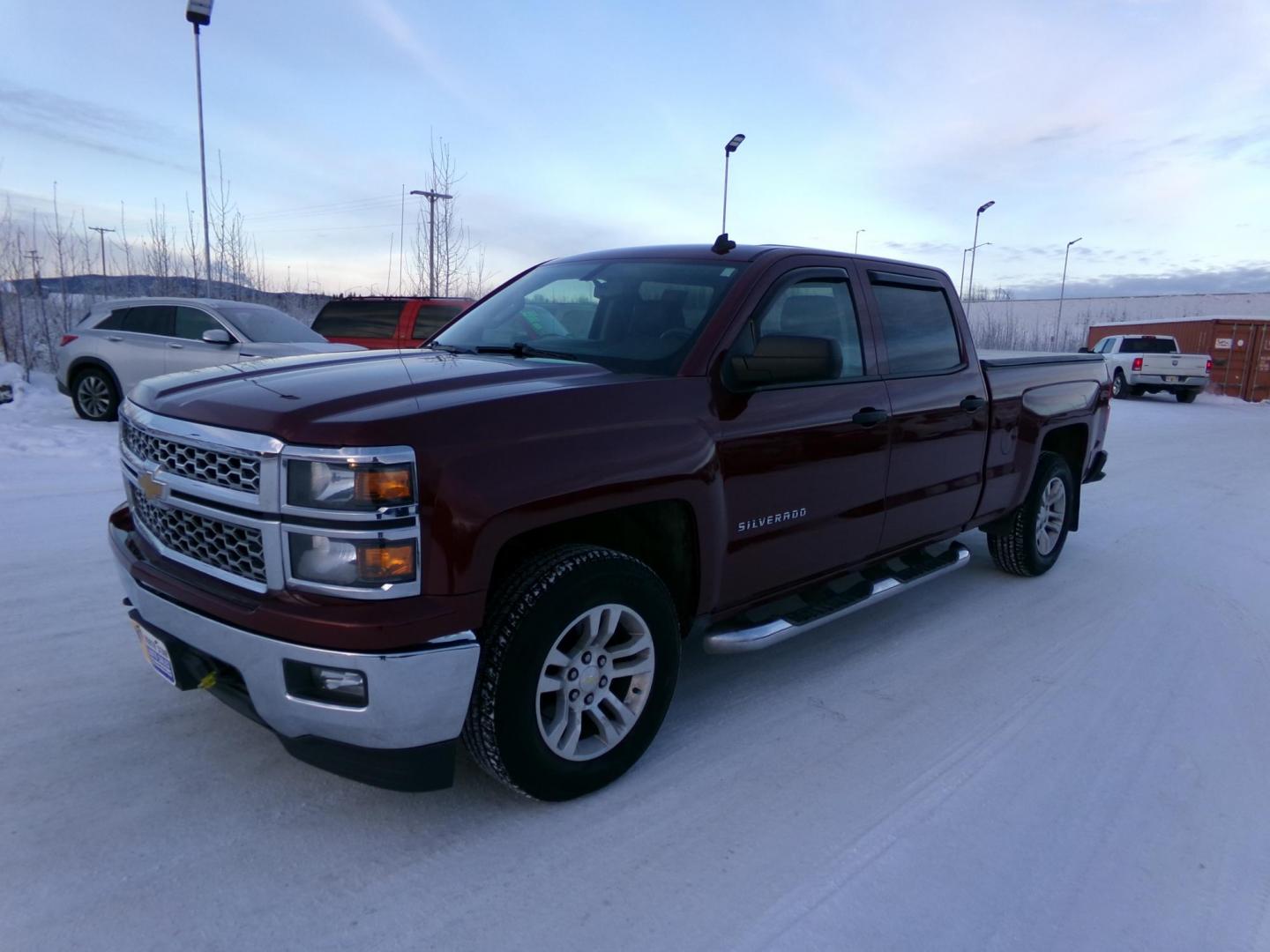 2014 Red Chevrolet Silverado 1500 1LT Crew Cab 4WD (3GCUKREC8EG) with an 5.3L V8 OHV 16V engine, 6-Speed Automatic transmission, located at 2630 Philips Field Rd., Fairbanks, AK, 99709, (907) 458-0593, 64.848068, -147.780609 - Photo#1