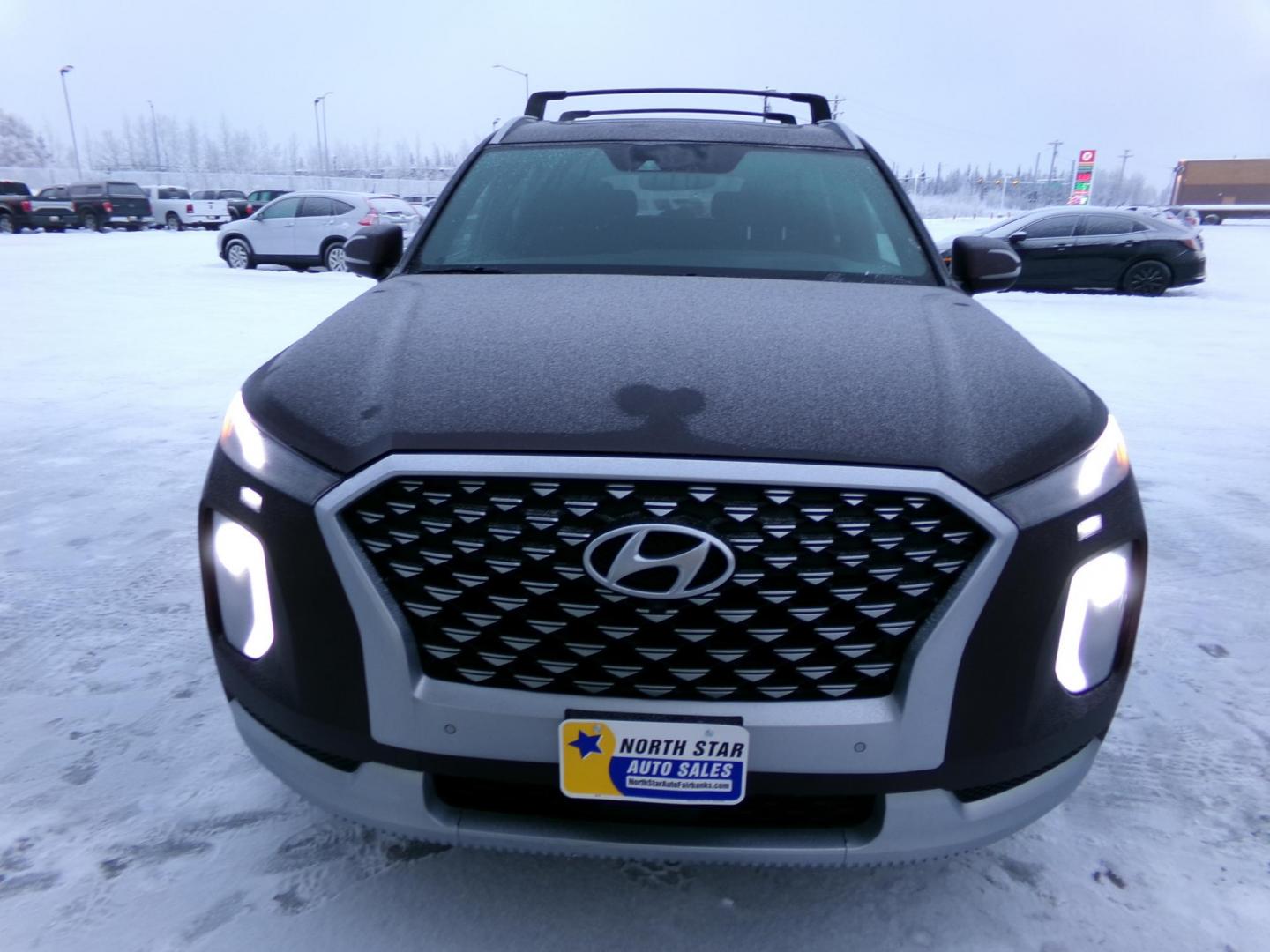 2021 Maroon Hyundai Palisade Calligraphy AWD (KM8R7DHE8MU) with an 3.8L V6 DOHC 24V engine, 8A transmission, located at 2630 Philips Field Rd., Fairbanks, AK, 99709, (907) 458-0593, 64.848068, -147.780609 - Photo#1