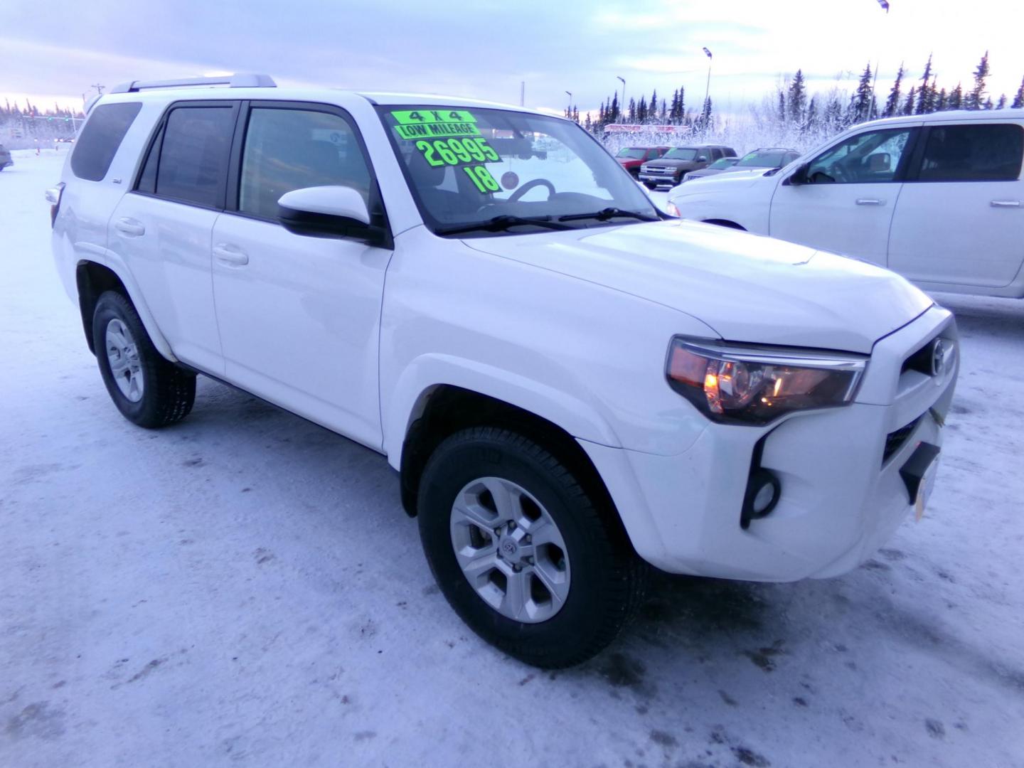 2018 White Toyota 4Runner Trail 4WD (JTEBU5JR8J5) with an 4.0L V6 DOHC 24V engine, 5A transmission, located at 2630 Philips Field Rd., Fairbanks, AK, 99709, (907) 458-0593, 64.848068, -147.780609 - Photo#0