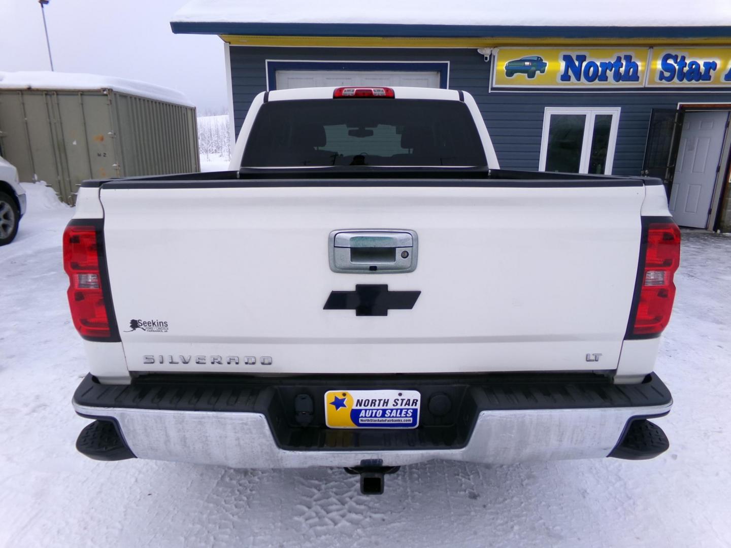 2014 White Chevrolet Silverado 1500 1LT Crew Cab 4WD (3GCUKREC8EG) with an 5.3L V8 OHV 16V engine, 6-Speed Automatic transmission, located at 2630 Philips Field Rd., Fairbanks, AK, 99709, (907) 458-0593, 64.848068, -147.780609 - Photo#3