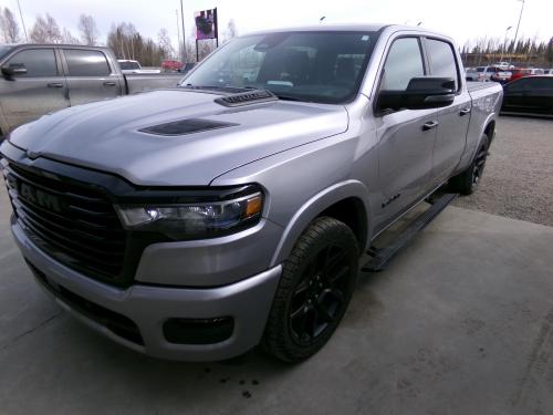 2025 RAM 1500 Laramie Crew Cab LWB 4WD